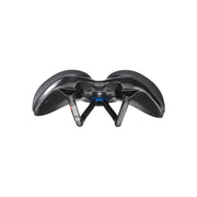 Selle Italia Novus Boost Evo Endurance Superflow zwart racefiets en MTB zadel met Manganese L3 constructie en ergonomische vorm