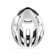 Rode MET Rivale Mips racefietshoofdbescherming met ventilatiegaten en verstelbare riem, ontworpen voor wielrenners.