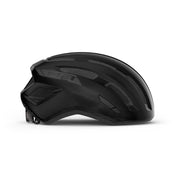 Racefiets helm MET Miles met aerodynamisch ontwerp en ventilatieopeningen, geschikt voor wielrenners.