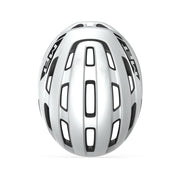Racefiets helm MET Miles met aerodynamisch ontwerp en ventilatiegaatjes, geschikt voor wielrenners.