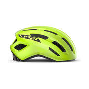 Racefiets helm MET Miles met aerodynamisch ontwerp en ventilatieopeningen, geschikt voor wielrenners.