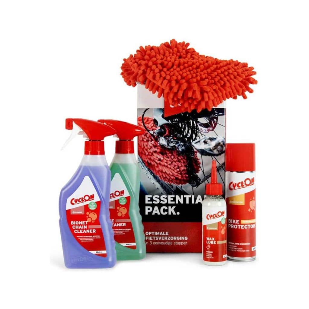 CyclOn Essential Pack Wax Lube schoonmaakset met wax en olie voor het onderhouden van fietsen, inclusief sprayflessen en accessoires.