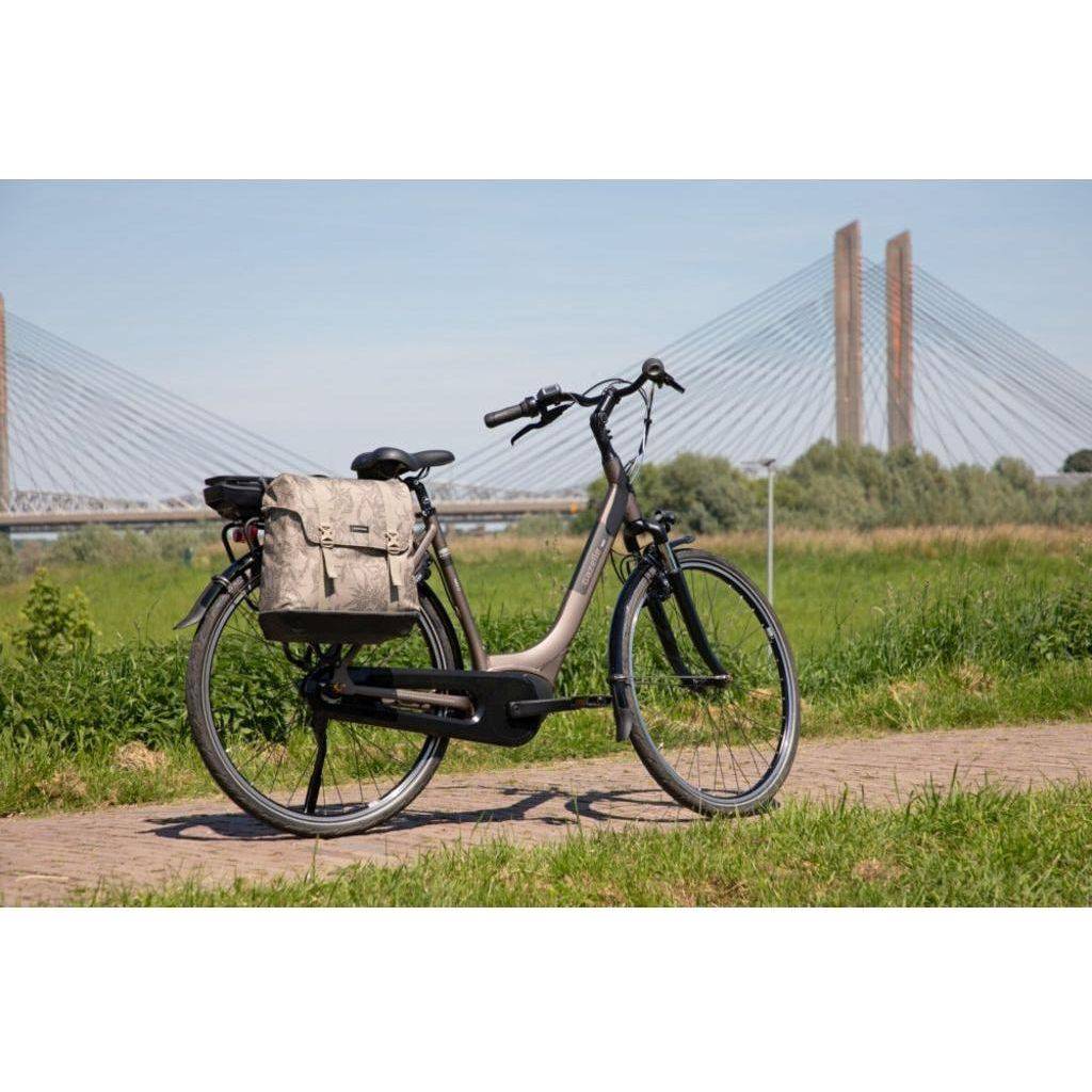 New Looxs Fietsschoudertas Alba Single Bamboo 21 Liter  37 X 17 X 37Cm - Sand - Le Coq Wielerartikelen