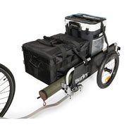 Zwarte Burley Flatbed transportkar voor fietsen, inklapbaar en geschikt voor het vervoeren van lading op de fiets.