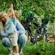 Urban Iki achterzitje Ta-ke BIO framebevestiging voor fiets, zwart en stevig ontworpen voor veilig kindertransport.