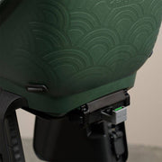 Urban Iki achterzitje Ta-ke BIO MIK HD voor fietsen, comfortabel en veilig voor kinderen, zichtbaar op de afbeelding.