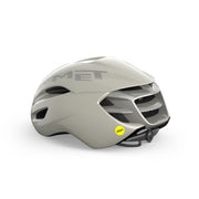 Racefietshelm MET Manta Mips met aerodynamisch ontwerp en ventilatieopeningen, geschikt voor wielrenners.