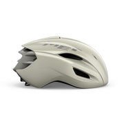 Met Manta Mips racefietshjelm van MET met aerodynamisch ontwerp en ventilatie, geschikt voor wielrenners.
