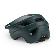 Met MTB-fietshelm Shelte van MET, lichtgewicht en ventilerend helm voor mountainbiken, met verstelbare riem en beschermende voering.