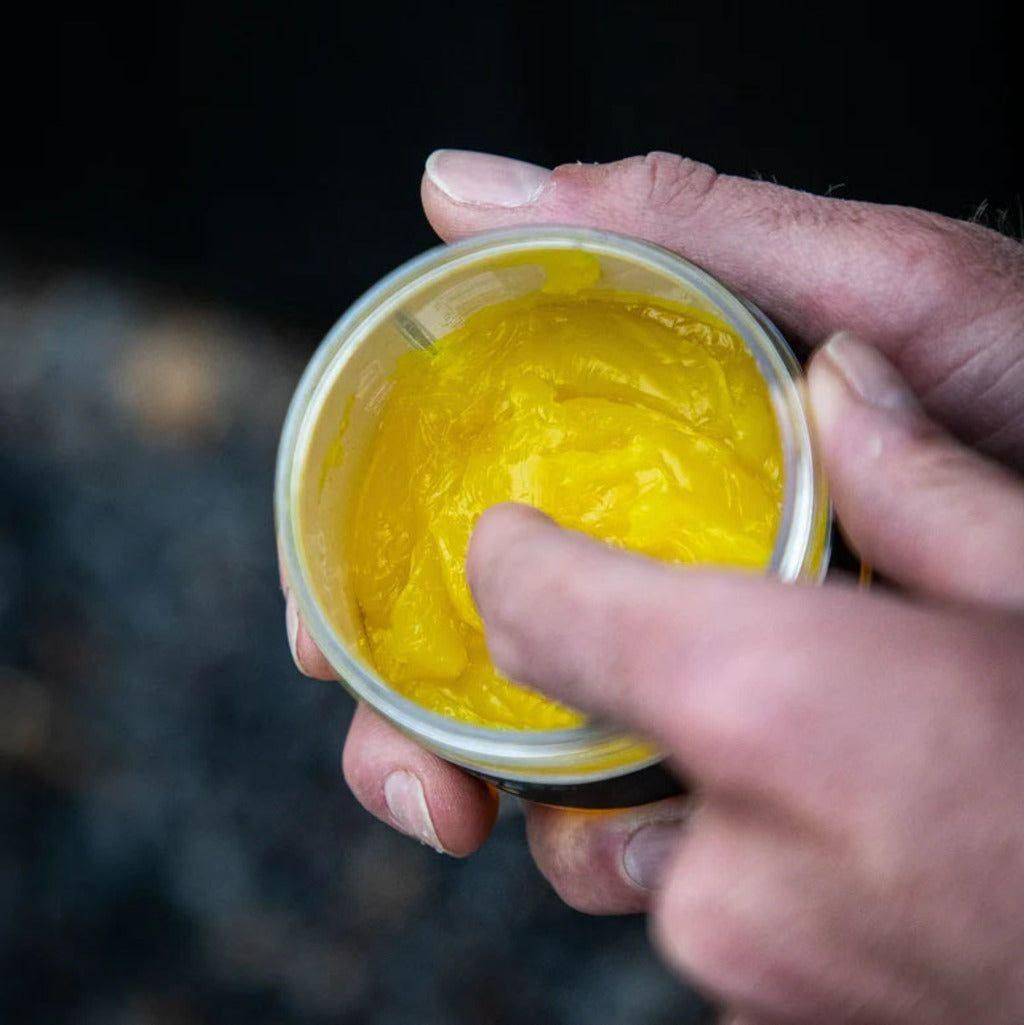 Dynamic Olie Dy Galactic Grease Bio All Round - Le Coq Wielerartikelen