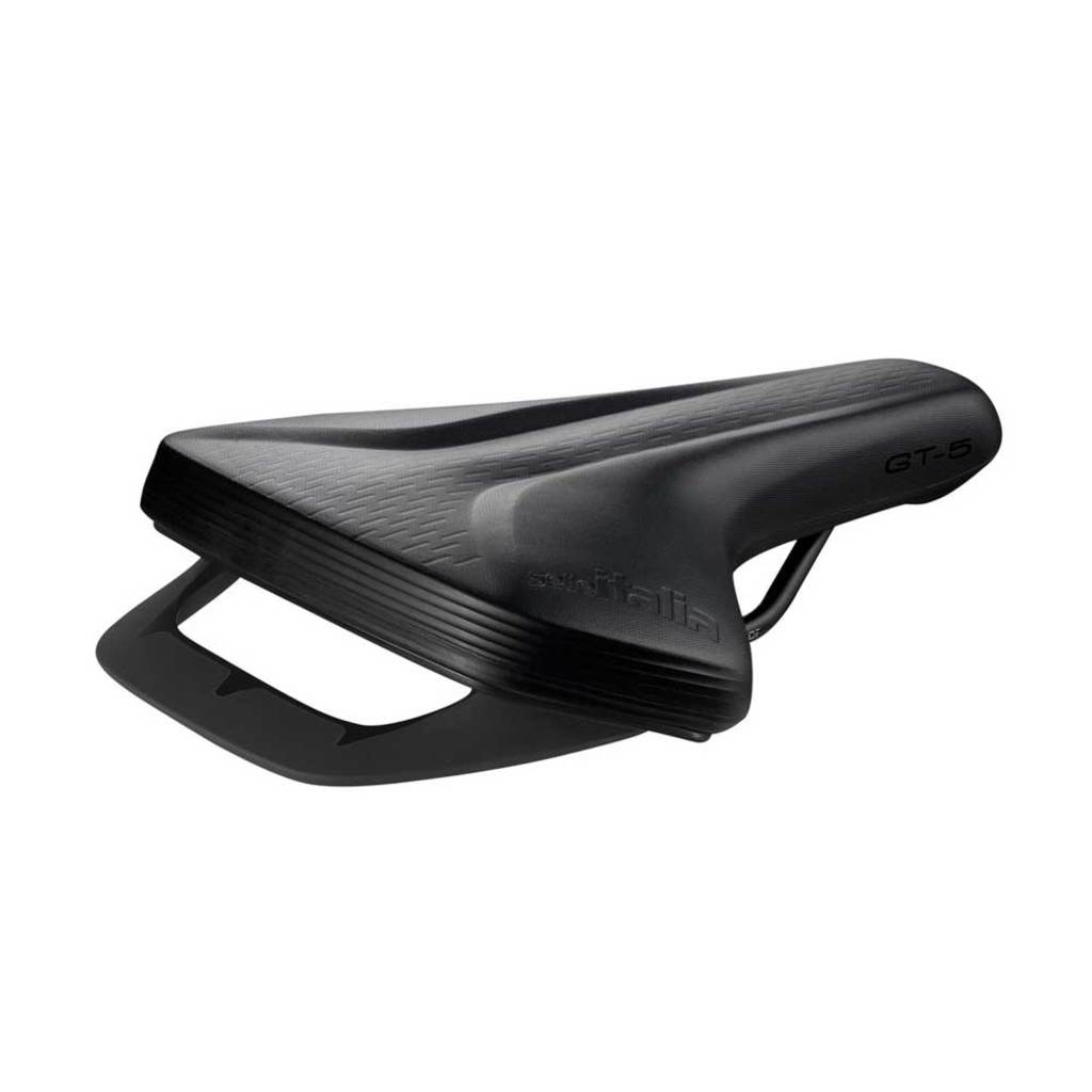 Zwart Selle Italia GT 5 L2 stadsfiets en e-bike zadel met comfortabele vorm en duurzame materialen, geschikt voor stadsfietsen.