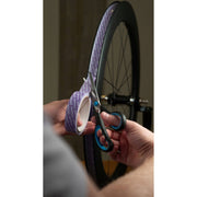 Paars Dynamic Barkeeper Tlr Velglint Tubeless 11 M, close-up van de velglint voor tubeless banden, zichtbaar op de afbeelding.