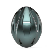 Racefiets helm MET Manta Mips met aerodynamisch ontwerp en verstelbare ventilatieopeningen, geschikt voor wielrenners.