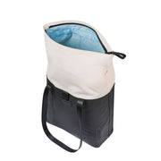 Basil Vive MIK fietstas voor enkel, waterdicht en gerecycled PET, geschikt voor 15-20 liter bagage, zwart met reflectie.