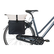 Basil Vive MIK fietstas voor enkel, waterdicht en gerecycled PET, geschikt voor 15-20 liter met stevige bevestiging.