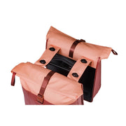 Dubbele Basil Vive fietstas van gerecycled PET, geschikt voor fietsmanden 28-35 liter, met waterbestendig ontwerp en verstelbare riemen.