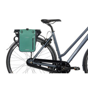 Basil Rivo M MIK enkel fietstas van tarpaulin, 12-15 liter, voor fietsmanden, met bevestigingshaken en waterbestendige stof