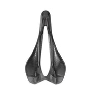 Zwart Selle Italia SLR Advan racefiets en MTB zadel met manganese rails, lichtgewicht en ergonomisch ontworpen.