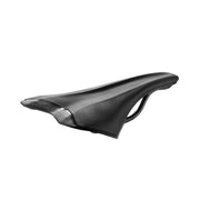 Zwart Selle Italia SLR Advan Manganese racefiets en MTB zadel, lichtgewicht en ergonomisch ontworpen voor comfort en prestaties.