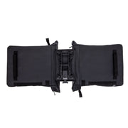 Zwarte New Looxs Cantos Double 36 liter MIK 2.0 dubbele fietstas met reflecterende details en stevige bevestiging.