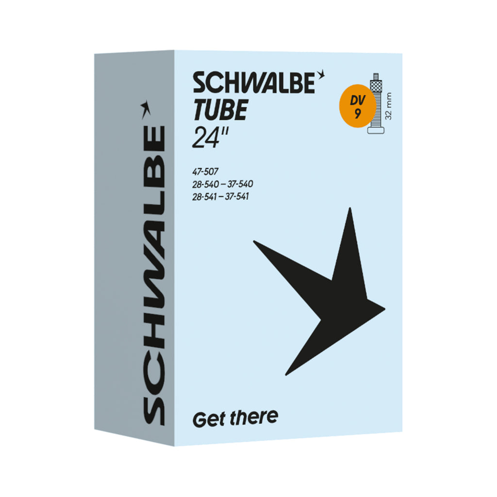 Schwalbe binnenband 24 inch met ventiel, geschikt voor 28/47-507/541 banden, 32 mm ventiel lengte, zichtbaar op de afbeelding.