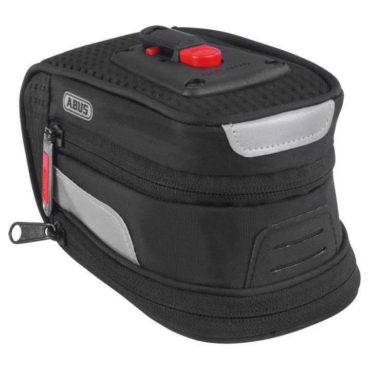 Abus ST 2100 KF 1,2 L zadeltas met klickfix houder op een fiets, zwart kunststof met reflecterende details
