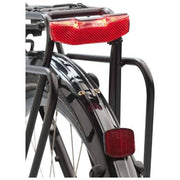 Axa Blueline Steady achterlicht voor fiets, helder rood licht met bevestigingsbeugel, geschikt voor werkplaatsverpakking.