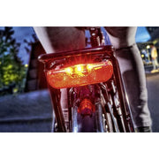 Trelock achterlicht LS613 Duo Flat, 50 mm, montagemateriaal zichtbaar, veilig fietsonderdeel met helder licht.