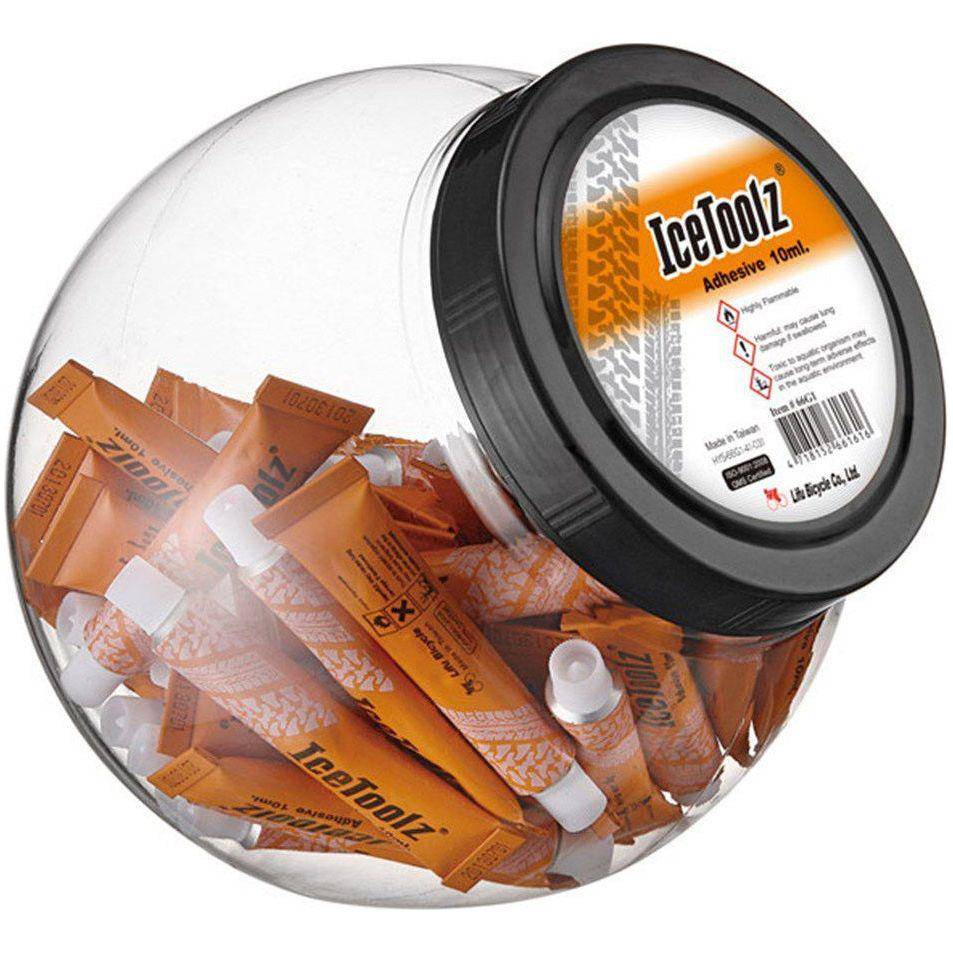 Bandreparatieset van Icetoolz met pot en 50 tubes van 10 ml voor reparatie van banden.