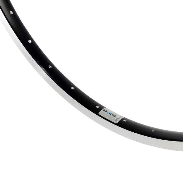 Ryde Andra 30 28 inch aluminium velg in zwart met 32 gaats en 14G, geslepen afwerking voor fiets.