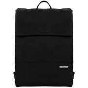 Zwarte Urban Proof rugzak voor dagelijks gebruik, 15 liter inhoud, 32x45x11 cm, met stevige schouderbanden en ritsvakken.