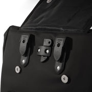 Urban Proof cargo fietstas van gerecycled materiaal, 20 liter, geschikt voor dagelijks gebruik en avontuurlijke ritten.