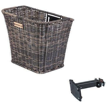 Basil Bremen rattan look fietsmand FM voorop met bevestigingssysteem, geschikt voor stadsfietsen en praktisch voor boodschappen.