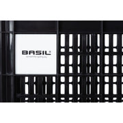 Basil fietskrat M van gerecycled kunststof, 29,5 liter, voor achter- of voordragers, stevig en duurzaam voor fietsen.
