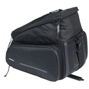 Basil Move MIK bagagedragertas met capaciteit van 10-26 liter, zwarte tas voor bagage en reisaccessoires