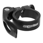 Ergotec Zadelpenklem Scq-0100 van aluminium met snelspanner, geschikt voor Ø31,8 mm zadelpennen.