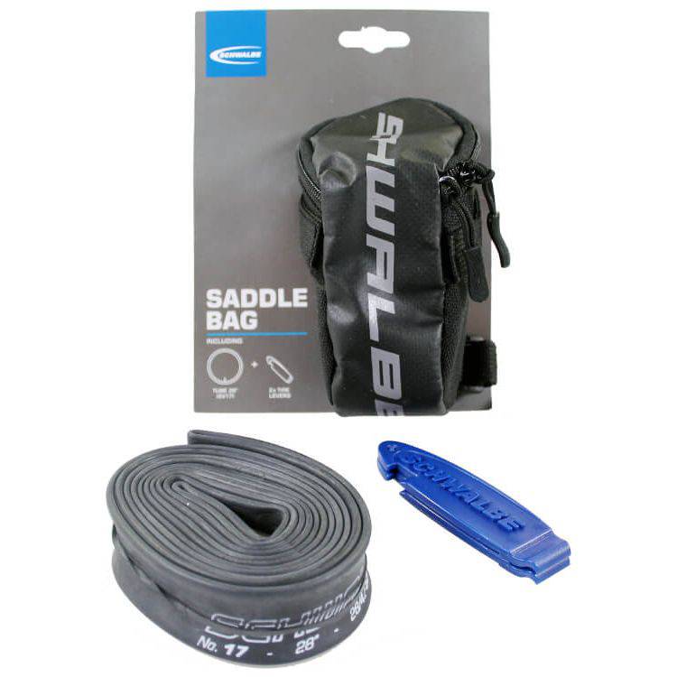 Zadeltas van Schwalbe in zwart met binnenband SV19 en twee bandenlichters naast de tas.