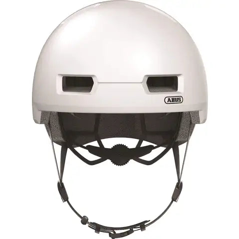 Abus Skurb Urban Safety MTB-helm met ventilatiekanalen en verstelbare band voor veilig fietsgebruik in de stad.