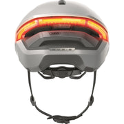 Abus Hyp-E Speed Pedelec fietshelm met geïntegreerde verlichting en aerodynamisch ontwerp, zwart met reflecterende details