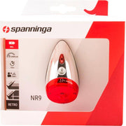 Spanninga achterlicht Nr 9 XB met batterij, geschikt voor spatbord, duidelijk zichtbaar met rode LED-verlichting.
