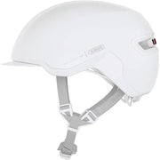 Abus Hud-Y kinderfietshelm met magnetische USB-achter-LED en comfortabele pasvorm, geschikt voor jonge fietsers.