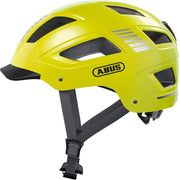 Abus Hyban 2.0 e-bike fietshelm met geïntegreerd LED-achterlicht en ventilatie, geschikt voor veilig fietsen.