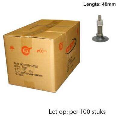 CST binnenband 28 inch, 28 x 1 5/8 x 1 3/8, met 40mm ventiel, geschikt voor fietsbanden, zichtbaar in de afbeelding.