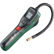 Bosch Easy Pump elektrische fietspomp met acculuchtpomp op display en bedieningsknoppen voor snel oppompen van fietsbanden