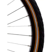 Deli Tire stadsfiets buitenband SA-206 24x1.75 met zwart profiel en stevige rubber constructie, geschikt voor stadsfietsen.