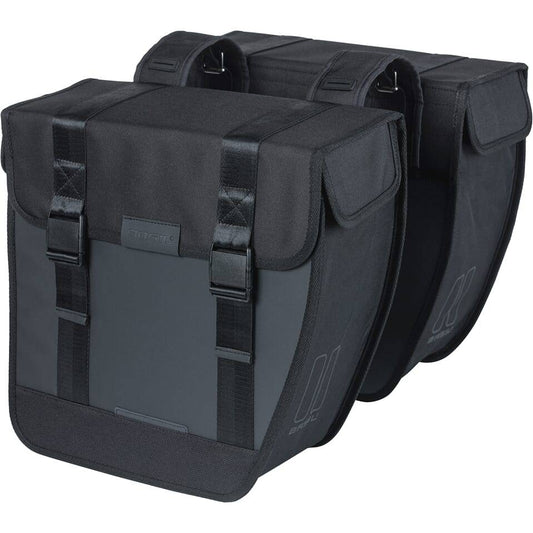 Basil Dubbele Fietstas Tour Waterproof Xl 35 Liter 34 X 14 X 34 Cm - Zwart - Le coq wielerartikelen