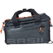 Basil Miles bagagedragertas van tarpaulin, zwart-oranje, 7 liter, met ruime afmetingen en stevige handgreep voor fietsaccessoires