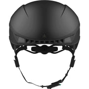 Crnk Racefiets helm Genetic met aerodynamisch ontwerp en verstelbare ventilatieopeningen, geschikt voor wielrenners.