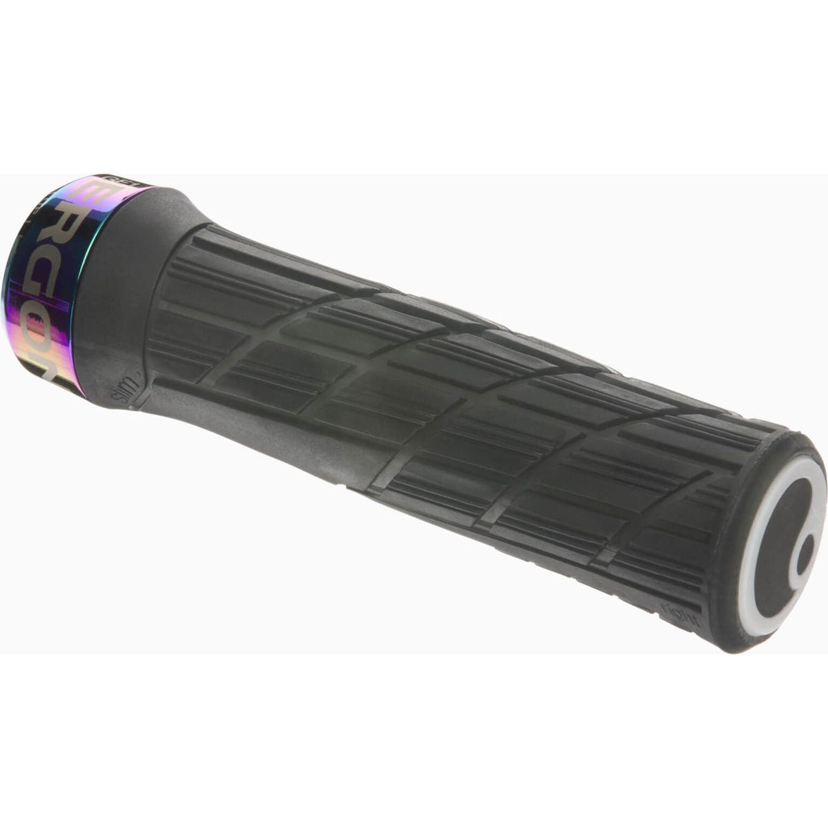 Zwart paar Ergon GE1 Evo Slim handvatten met ergonomisch ontwerp voor fietscomfort en grip.