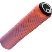 Ergon GXR handvatten met absorberend rubber en lichtgewicht ontwerp, geschikt voor comfortabel fietsen.